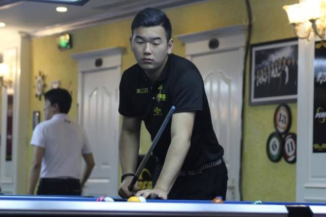 英超半场：阿德利、亚当斯破门，伯恩茅斯暂2-1桑德兰