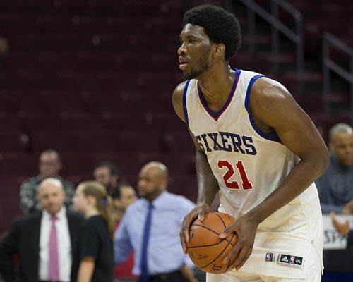 奇葩，印度超级杯球员因内裤颜色违规在赛前被罚下