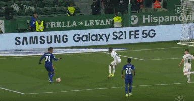 技不如人！T1以3比0击败BLG晋级胜决！韩国队提前锁定决赛名额