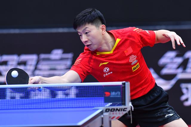 了一个充满 了一个充满